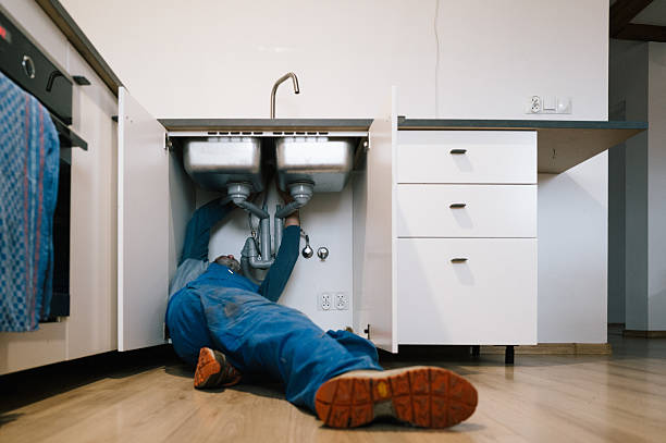Professional Leak Detection technician working in Reader, WV
